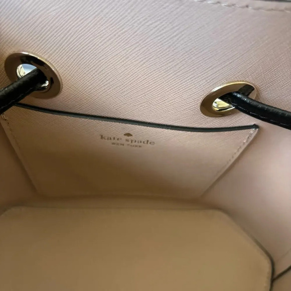 Kate Spade New York Eva Small Bucket Crossbody Bag Black Tan Drawstring - Picture 8 of 8